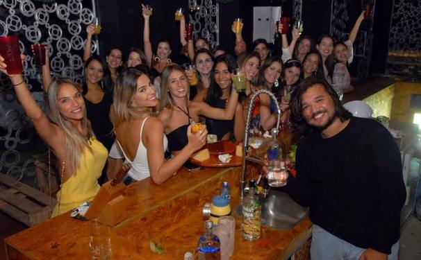 Kaos! Hotspot na cidade! 