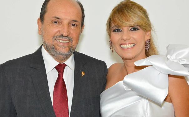 Honrarias a Karla Borges