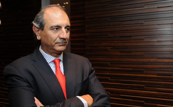 Declaração de Dr. Raul Cutaid.