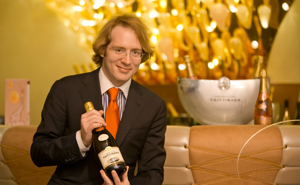 A festa "Taittinger Universe" agita Sampa