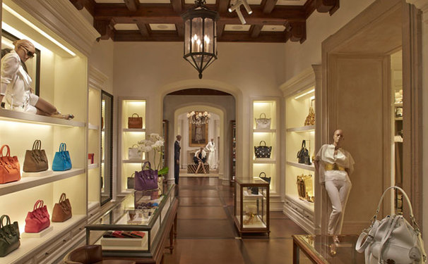 Ralph Lauren vai vai receber clientes e convidados para um jantar exclusivo.