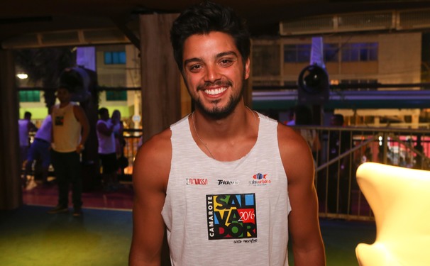 Festa VIP com  Rodrigo Simas 