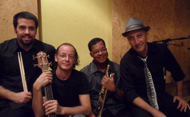 JAZZ MOVIMENTA FERIADO