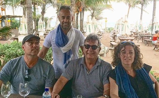 Acarajé, Carangueijo e Água de Coco