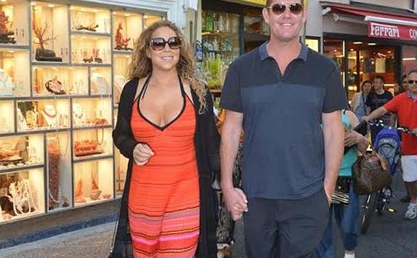 Mariah Carey posta foto super sensual