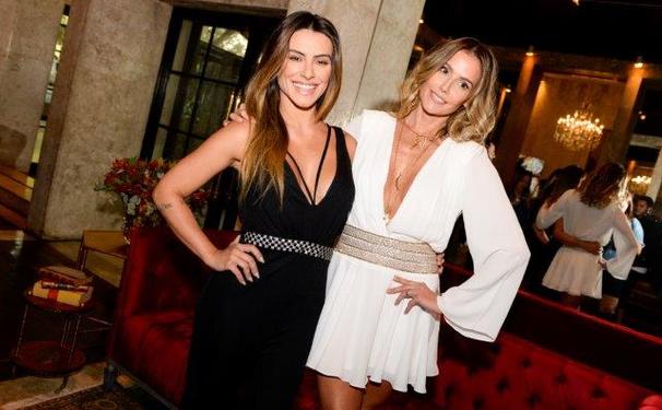 Dia de se ver no site Michelle Marie