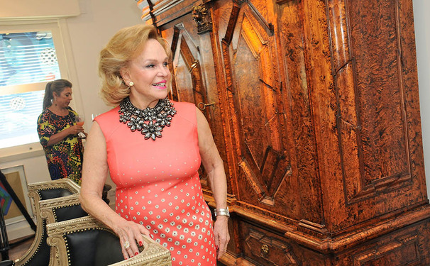 Almoço elegante pilotado por Helena Mottin