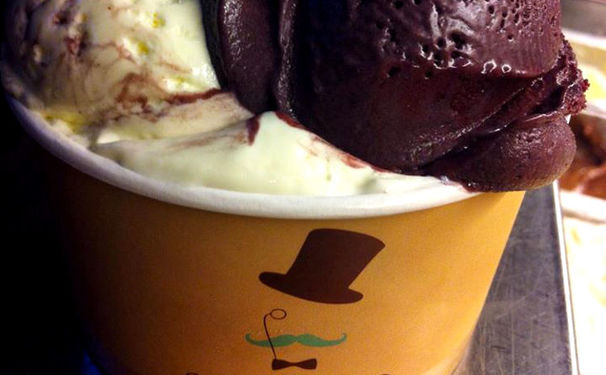 Ginno Larry me contou...