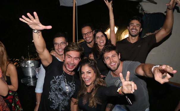 Carlos Rodeiro na festança da Casa Maya