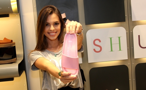 Dia de se ver no site Michelle Marie