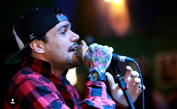 O melhor do POP Internacional com Tiago Velame na Quarta Pop do RV Lounge