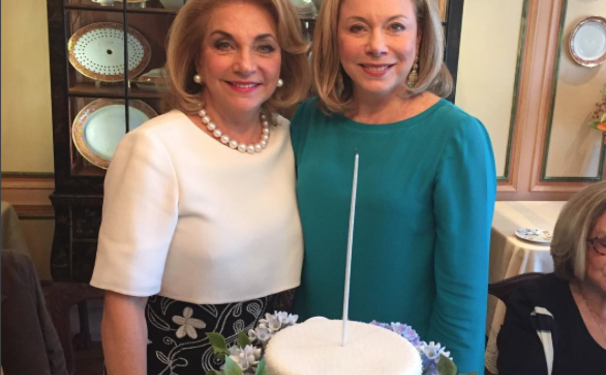 Dia de Stalkear nas redes sociais