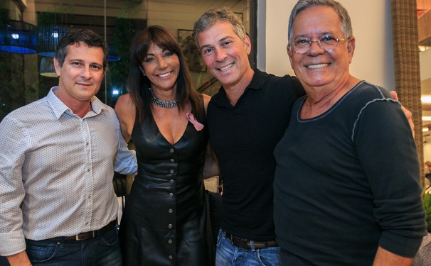 HAPPY HOUR COM ARTISTAS 