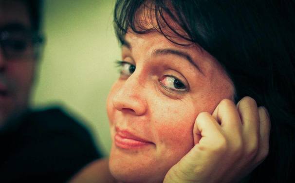 LAILI FLÓREZ LANÇA O LIVRO “PEDAGOGIA DA BOBAGEM”