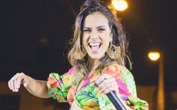 Ju Moraes promete espalhar muita música