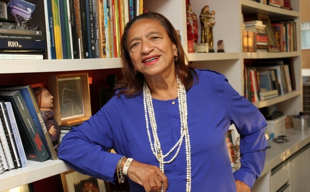 2 de fevereiro com Lícia Fábio