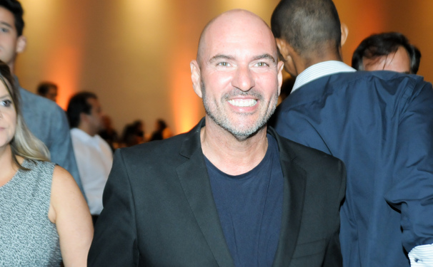 Dia 2 de fevereiro com Nino Nogueira