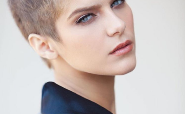 Isabella Santoni vem curtir o Camarote Salvador...