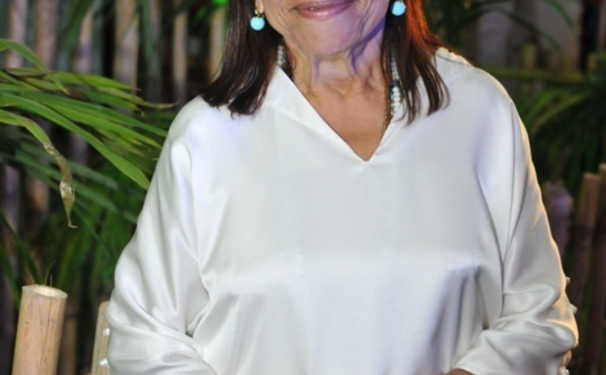 Lícia Fábio pilotando a casa Bem Bahia