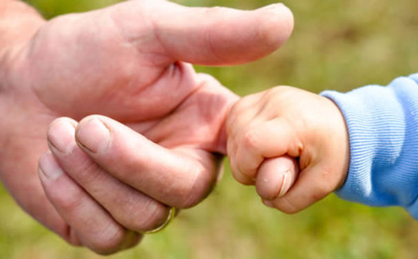 Mais um neto para os Simoes.