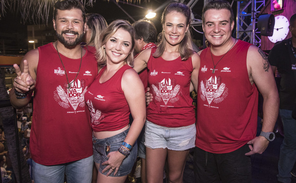 Marcos e Belutti curtem quarto dia de Camarote Salvador