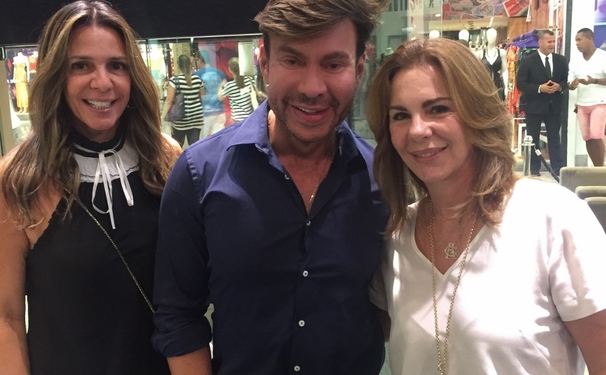 Movimento bacanérrimo em Carlos Rodeiro