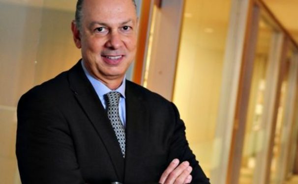 Paulo César Teixeira assume a Claro