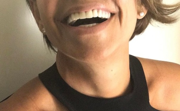 Cynthia Sangalo recebendo no Shopping Barra