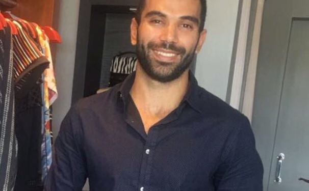 Chega a Salvador a Cardigan.