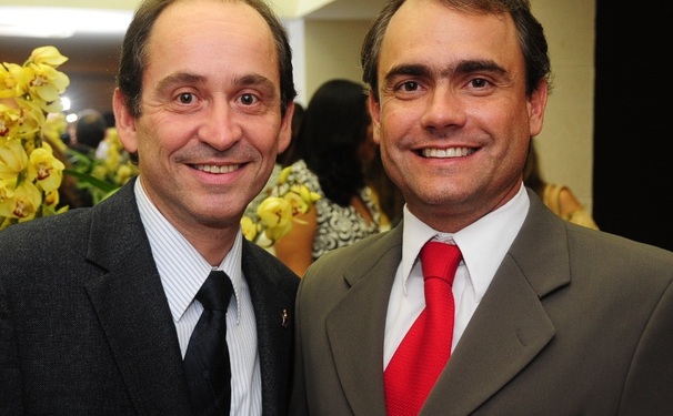 A sociedade Antônio Gatto e Daniel Andrade nas festas juninas 