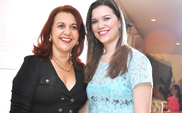 Ozana Barreto passa o São João em Miami