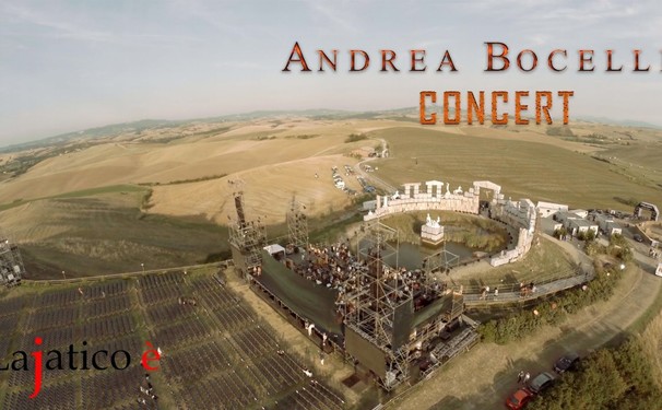 Maria do Carmo e Almiro Monteiro na platéia de Andrea Bocelli.  