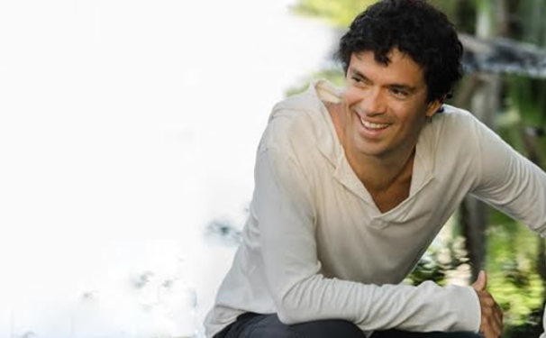 Hoje tem Jorge Vercillo em Praia do Forte