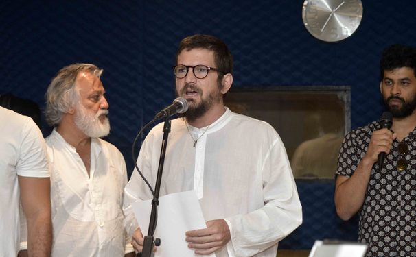 Bandão reúne coletivo de artistas no palco do Prêmio Caymmi