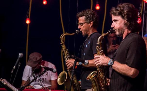 Música de qualidade no MAM-Ba diante da Baia de Todos os Santos