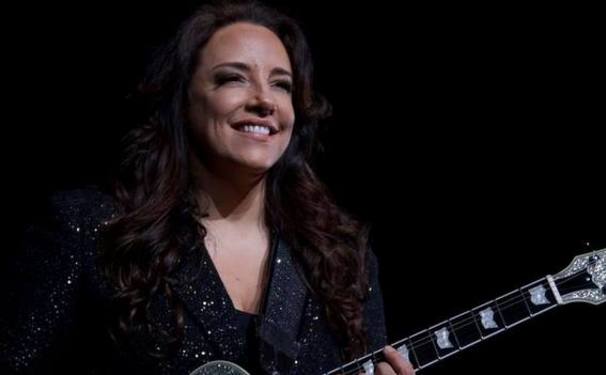 Ana Carolina retorna a Salvador com nova  turnê '