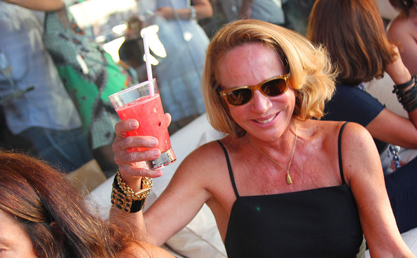 Lenny Niemeyer apresenta...