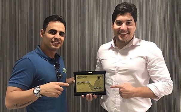 Eduardo e Tiago dedicação da dupla