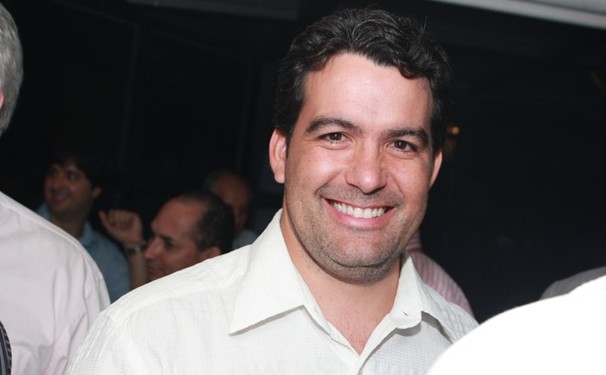 Paulo Magalhães Jr em festa...