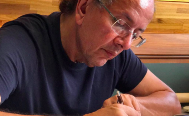 David Bastos, o escolhido por Bethânia