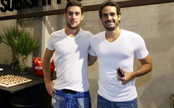 Dia de se ver no site Michelle Marie