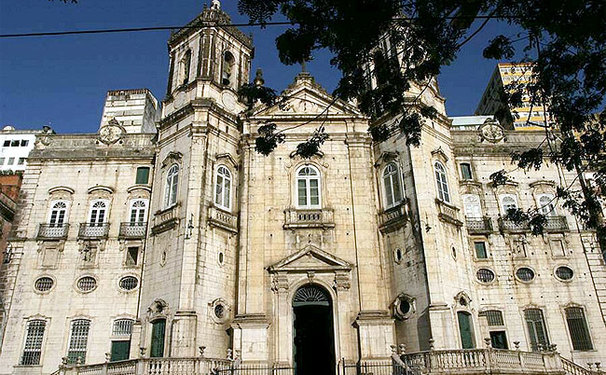 Verena e Romeu casam-se em solo baiano