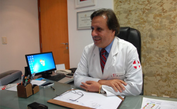 Jadelson Andrade recebendo em Sampa