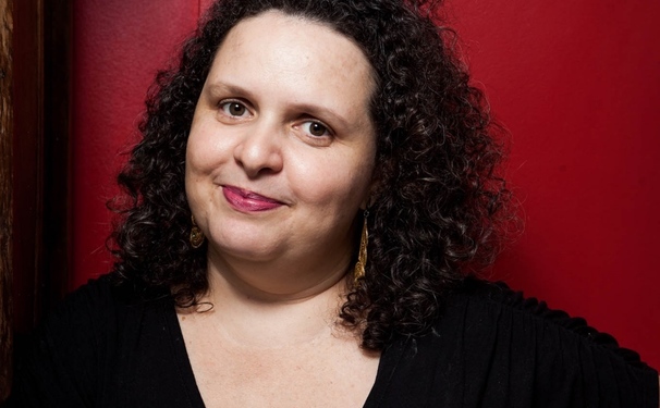 Salvador recebe ateliê de narrativas da escritora Socorro Acioli