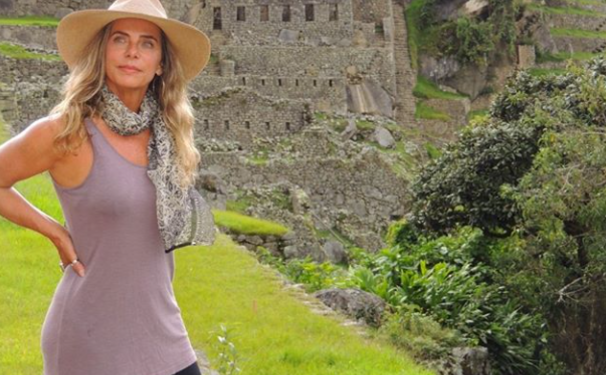 Bruna Lombardi  uma viagem  mística