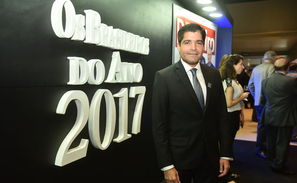 ACM Neto recebe   prêmio de Brasileiro do Ano.