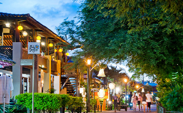Congestionamento certo hoje na Praia do Forte