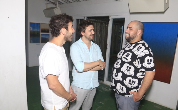 Thiago Abravanel curtindo Arte em Trancoso