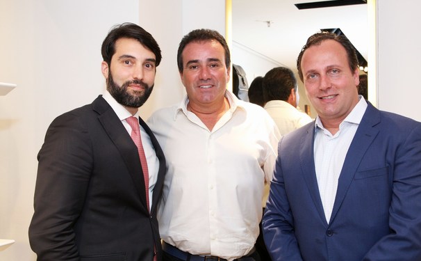 Dia de se ver no site Michelle Marie