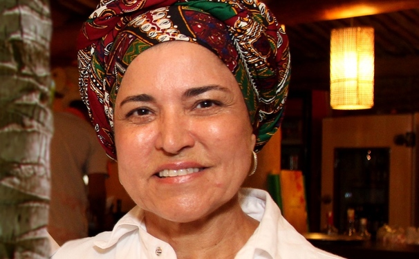 Restaurante Casa de Tereza homenageia Iemanjá com cardápio eclético